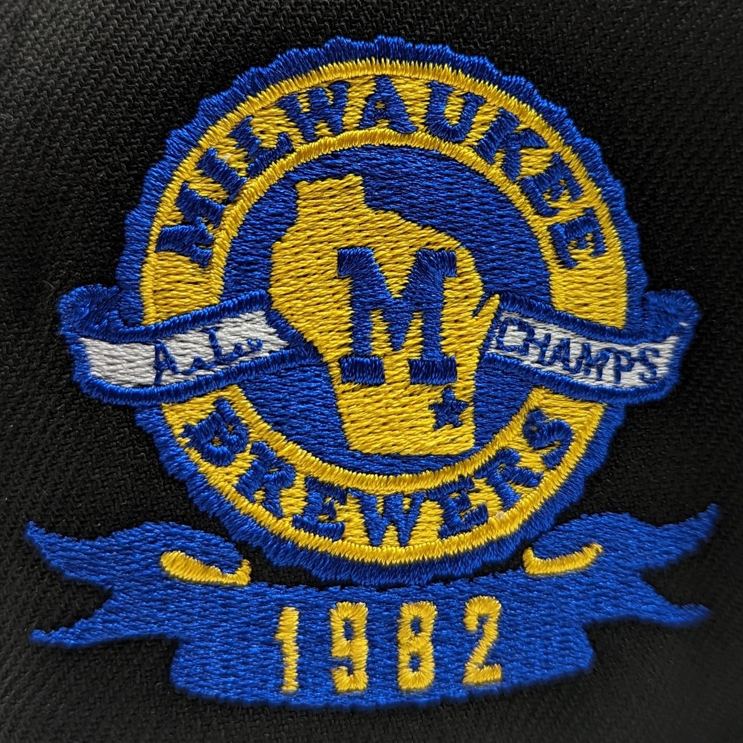 New Era 59Fifty Milwaukee Brewers 1982 American League Champions Patch Fitted Hat