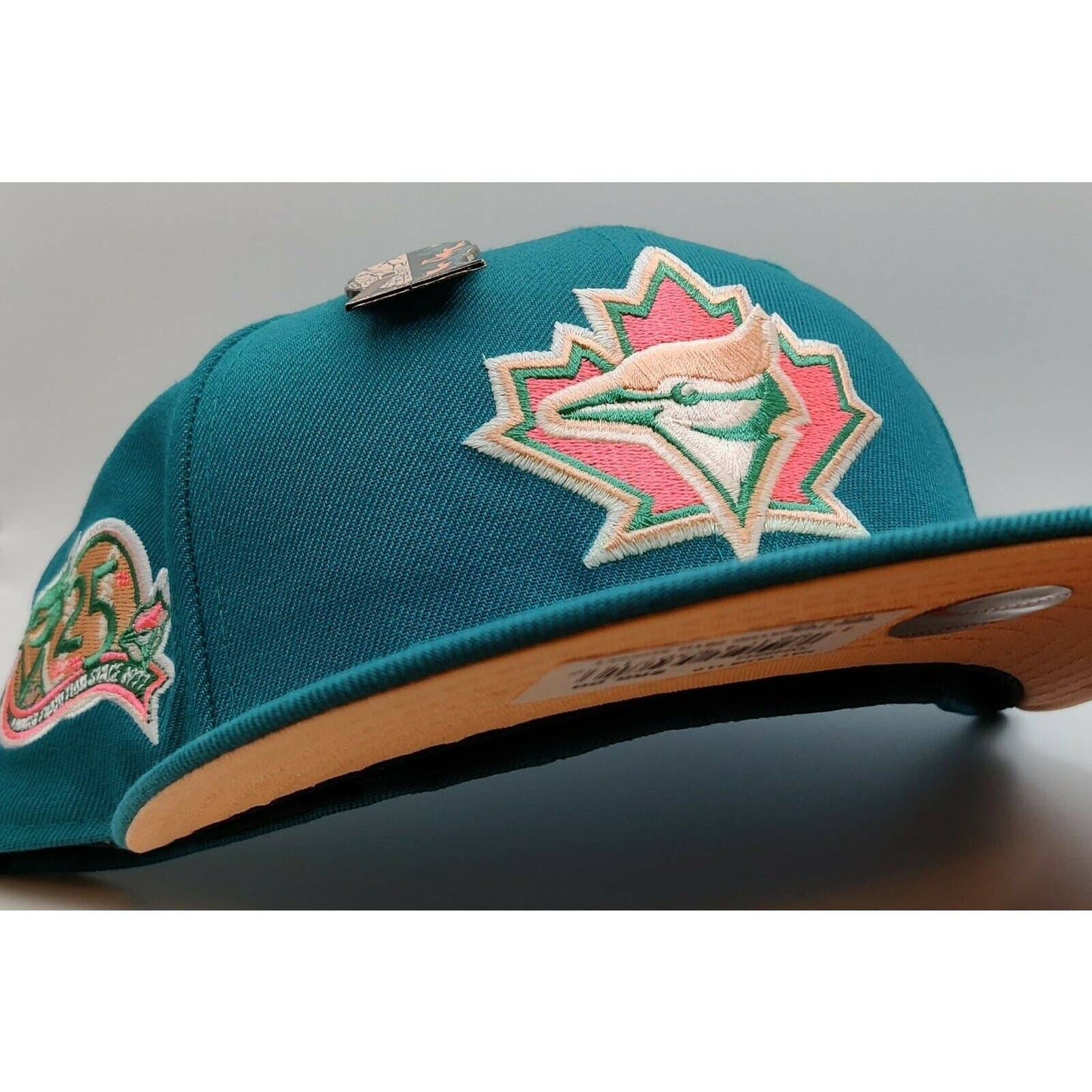 New Era 59Fifty Toronto Blue Jays Badlands 25th Anniversary Patch Fitted Hat